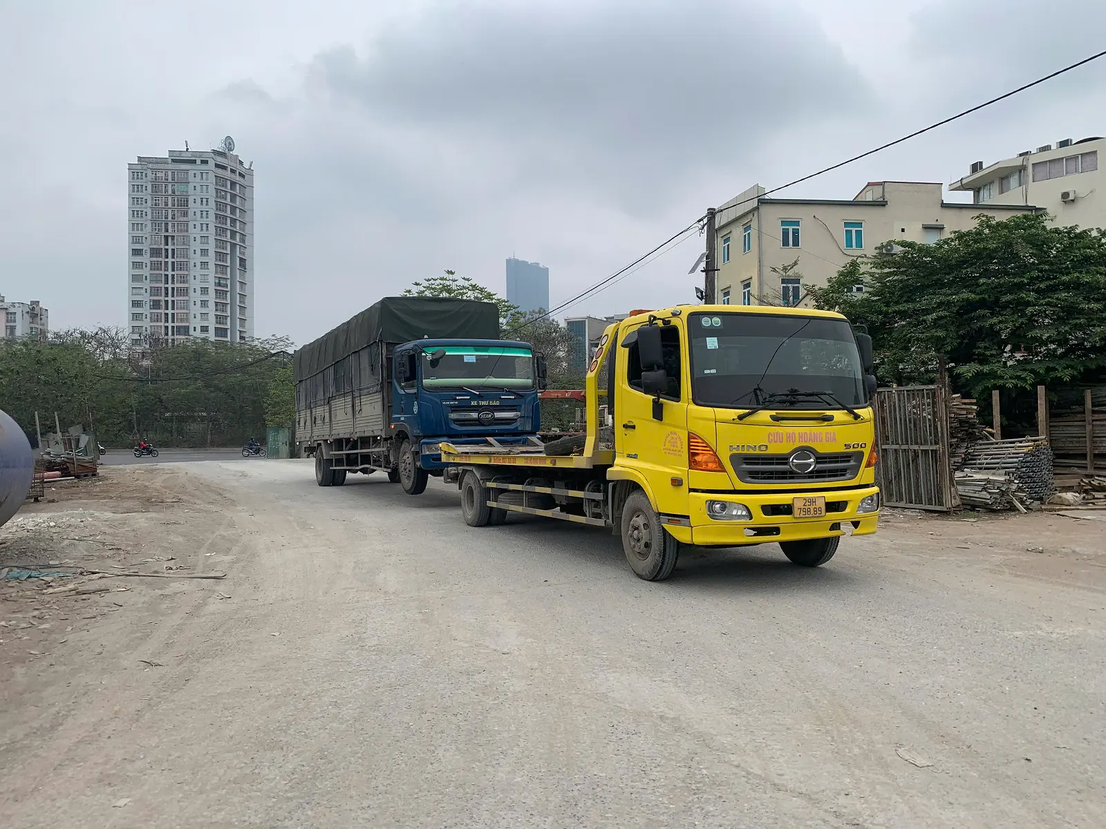 Cứu hộ giao thông 335