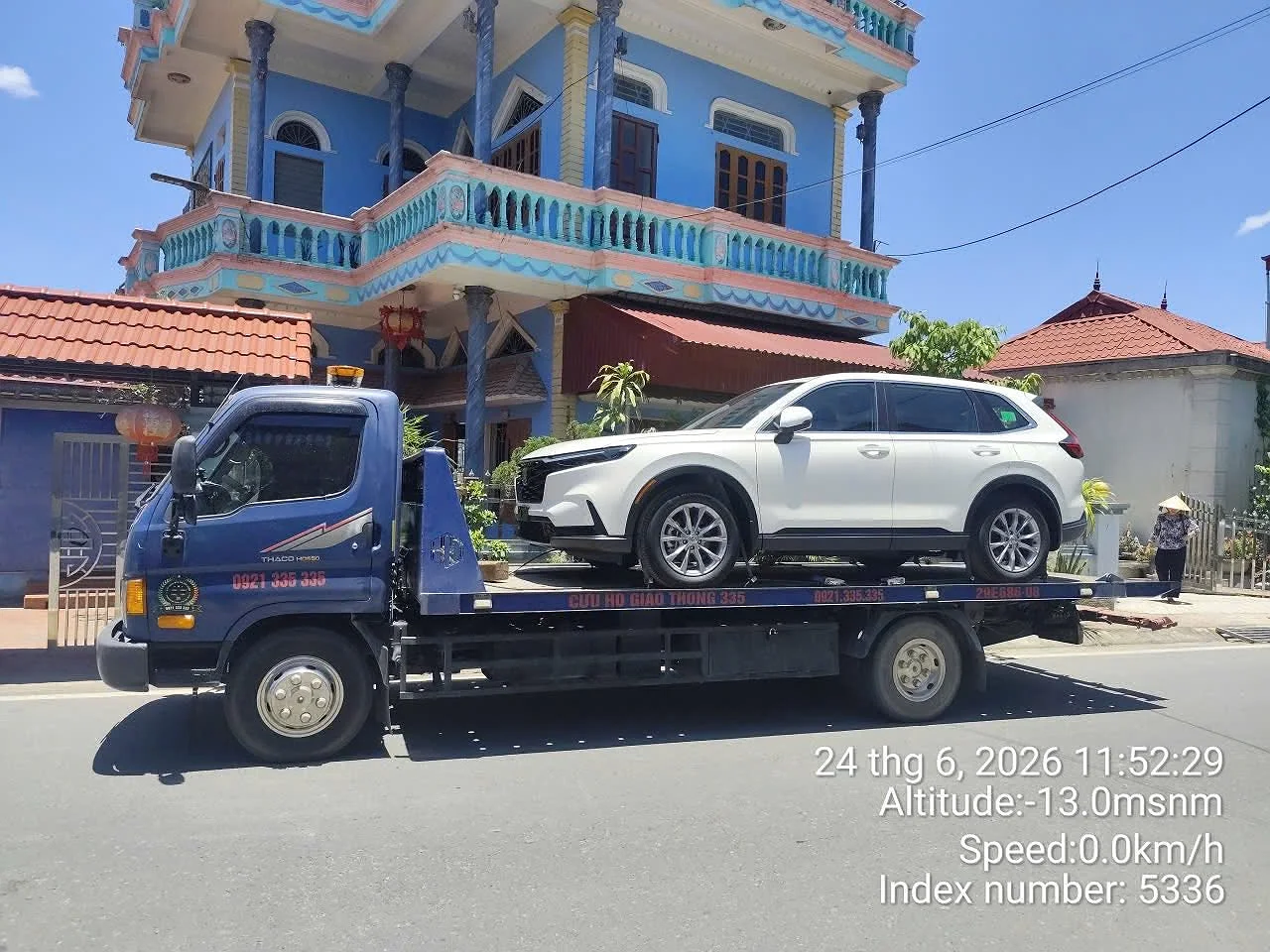 Cứu hộ giao thông 335